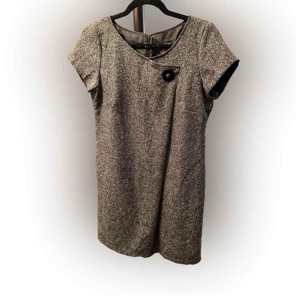 Signature by‎ Robbie Bee - Short Sleeve Lined Shift Dress